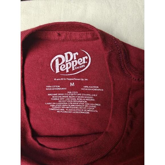 Vintage Style Maroon Dr Pepper Graphic T-Shirt Size M - Picture 2 of 2